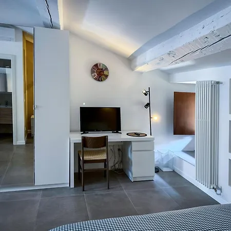 Residenza Gonzaga Affittacamere *